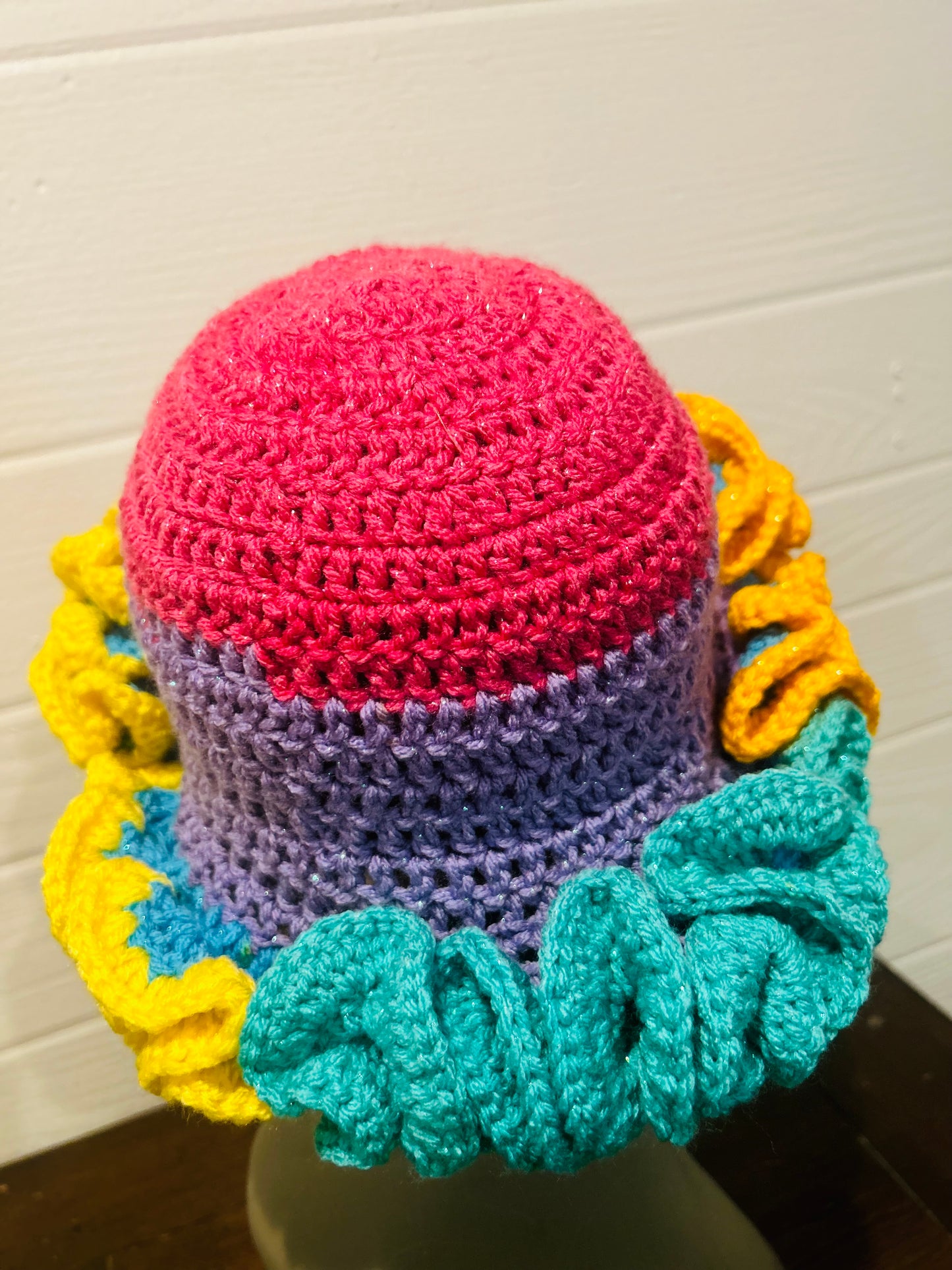 Two-Tone Ruffle Hat